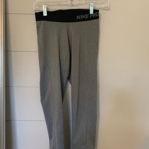 NikePro grey tights